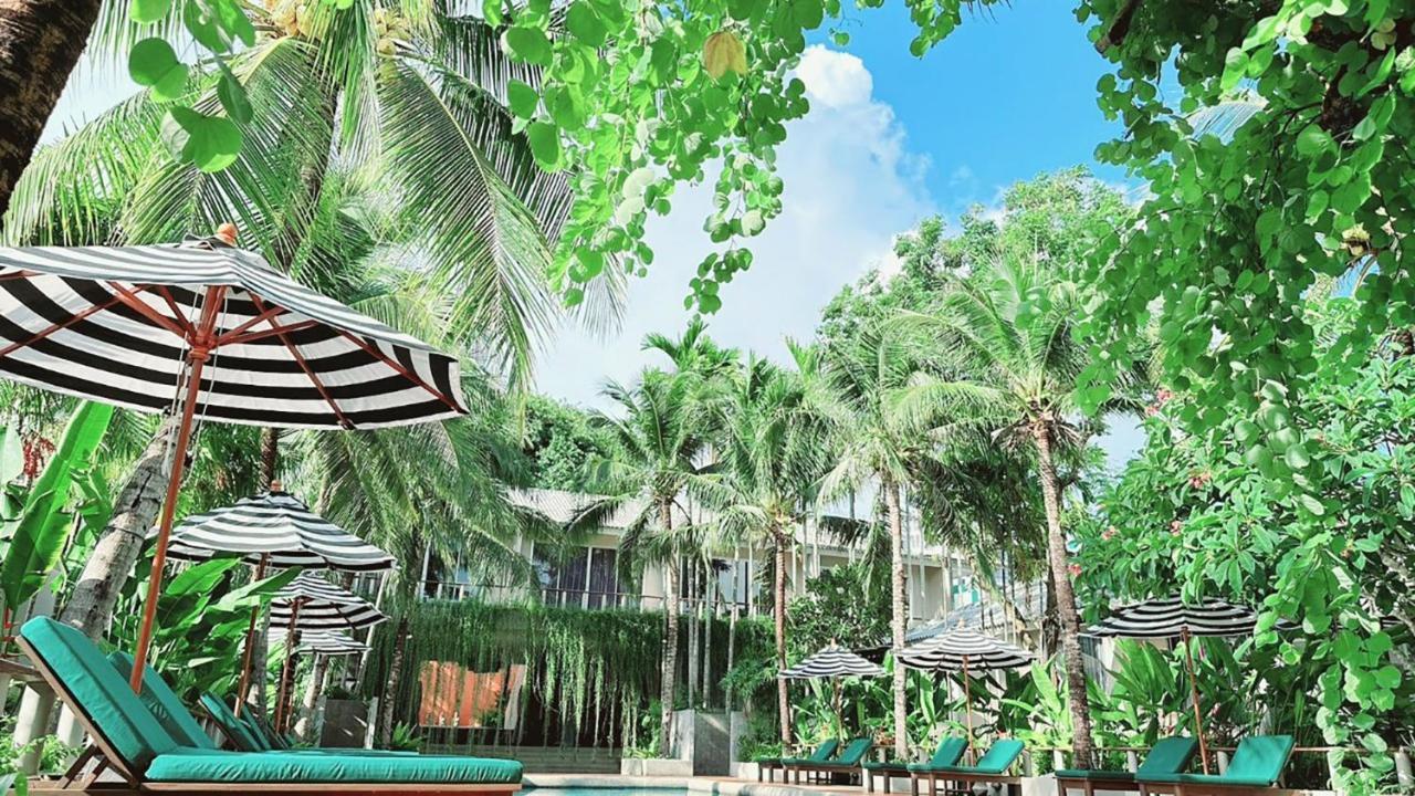 Signature Phuket Resort Chalong Exterior photo