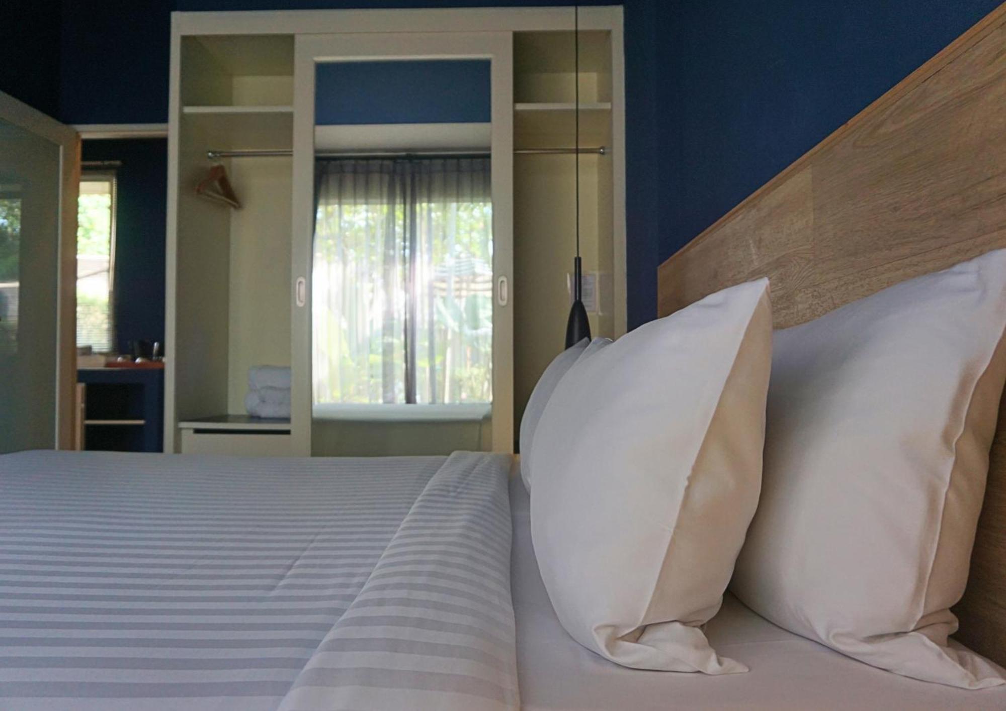 Signature Phuket Resort Chalong Exterior photo